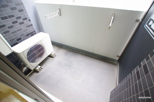 プレサンス梅田東アルファ　仲介手数料無料のバルコニー