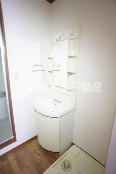 【洗面所】 | パインズアーク鵜の木 | 使いやすい洗面所です