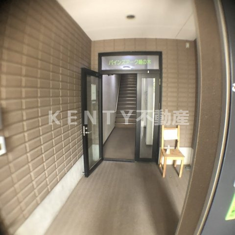 【エントランス】 | パインズアーク鵜の木 | 落ち着いたエントランスです