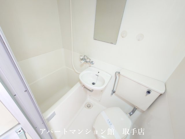 取手ハイツの浴室