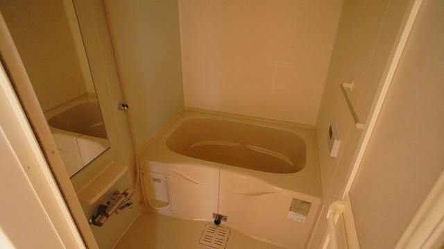 キンダーテラッセⅠの浴室