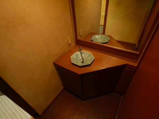 カイモト第三ビルの内装