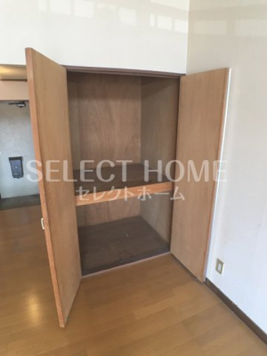 【収納】 | アメニティ天野Ⅱ | 同型タイプ小物を収納するのに便利です