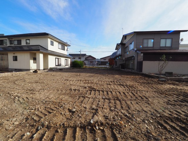  | 【建築条件なし】大仙市神宮寺の広々177坪の土地物件 解体更地渡し