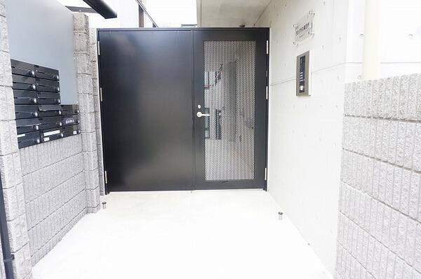 「防音マンション」ラシクラス東長崎のエントランス|★オートロック★