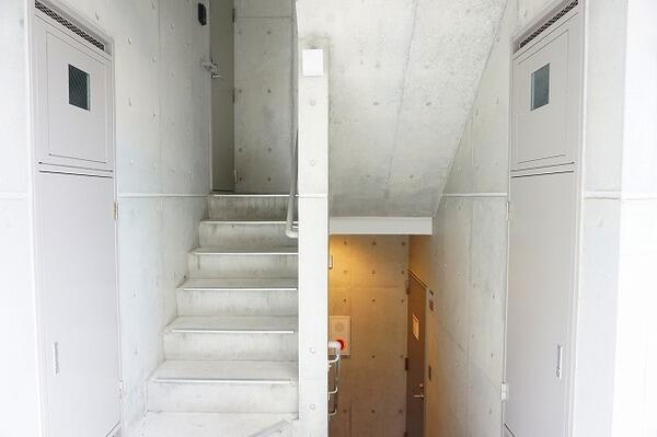 「防音マンション」ラシクラス東長崎のロビー|★建物内★