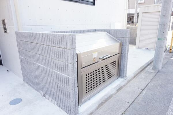 「防音マンション」ラシクラス東長崎のその他共用部分|★敷地内ゴミ置場★