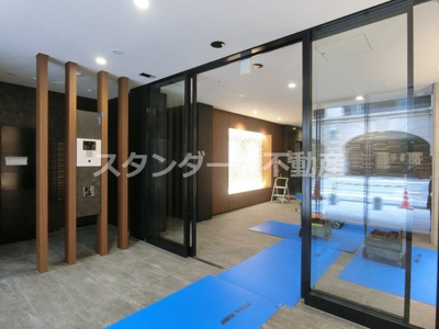 【エントランス】 | レオンコンフォート堀江公園