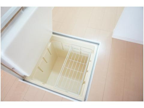 熊本市東区尾ノ上３丁目のアパートの収納