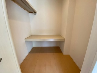 熊本市東区尾ノ上３丁目のアパートの収納