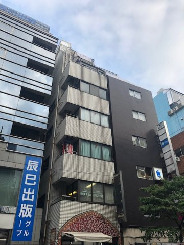 パンチョスタワーの外観