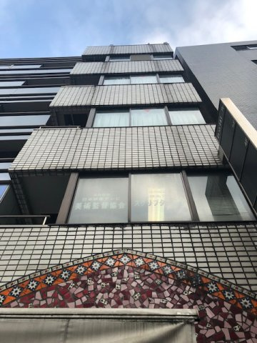 パンチョスタワー