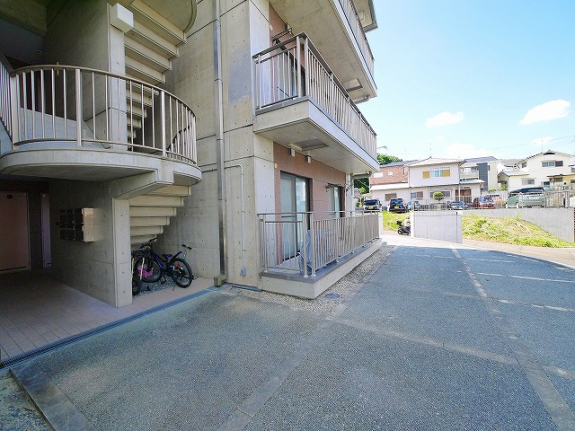 ファインスクエアーⅠの駐車場