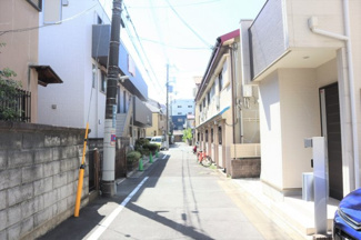 【前面道路含む現地写真】