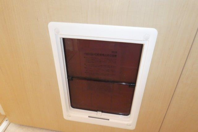 フィオーレⅡの設備|ペット用くぐり戸