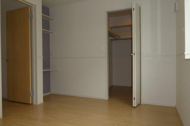フィオーレⅡの収納|洋室