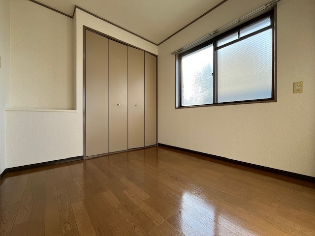 バークレイコーポの洋室