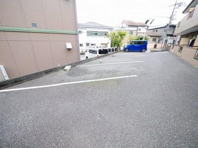 【駐車場】 | ヴィレッジグランビア