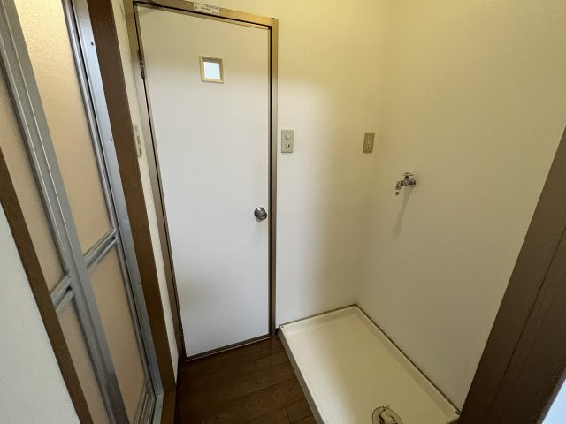 メゾンアップルの洗面所