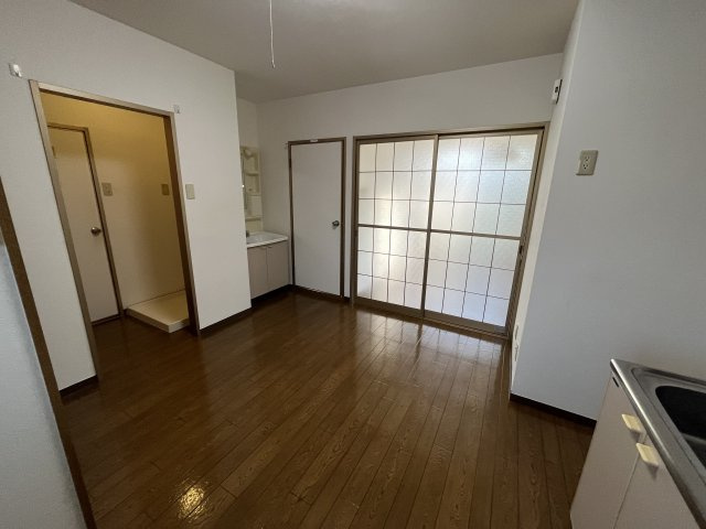 メゾンアップルの居間・リビング