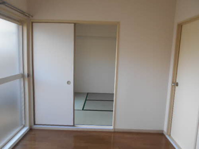 【洋室】 | フレグランス築港