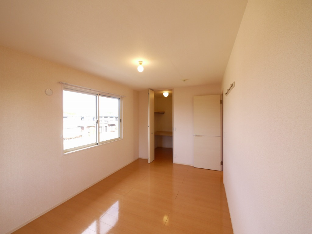 リビングタウンくにみ　Ｂ棟の洋室|きれいな洋室です