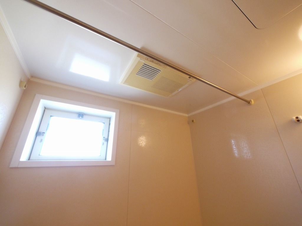 リビングタウンくにみ　Ｂ棟の浴室|日々の疲れを癒すお風呂付です