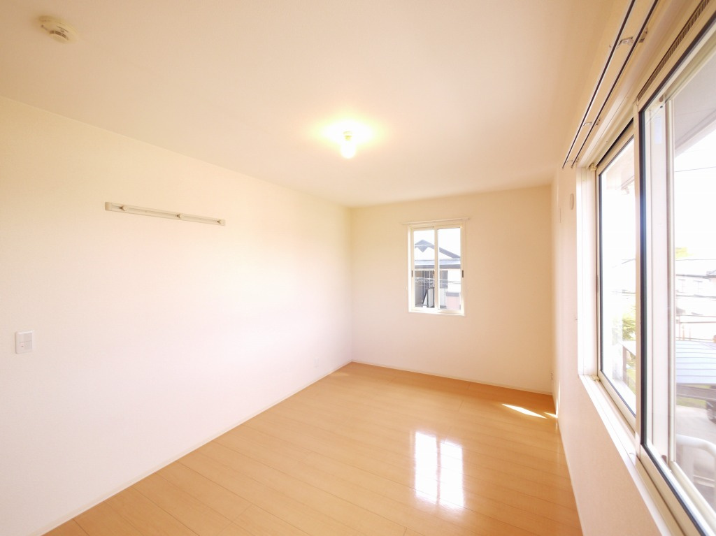 リビングタウンくにみ　Ｂ棟の洋室|スタンダードな洋室です