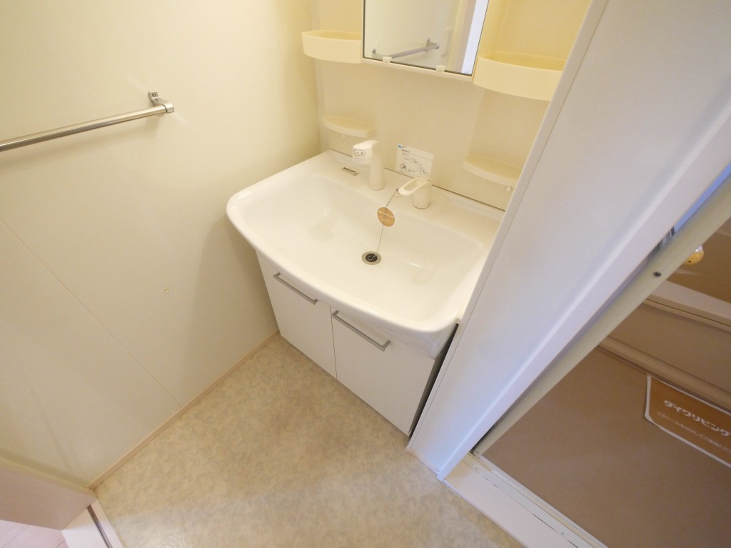 リビングタウンくにみ　Ｂ棟の洗面所|使いやすい洗面所です
