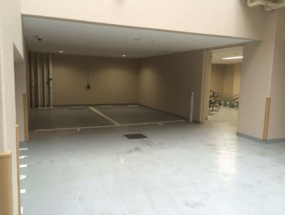 アダクストホーフの駐車場|アダクストホーフ