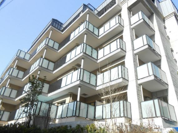 アダクストホーフの外観|アダクストホーフ