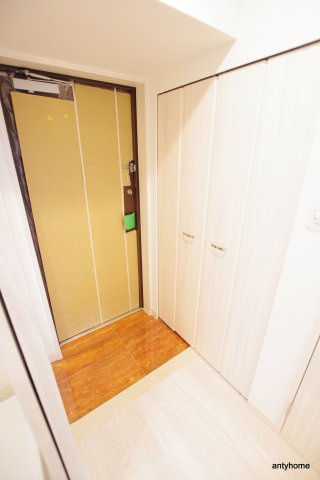 La Douceur天満 仲介手数料無料の玄関