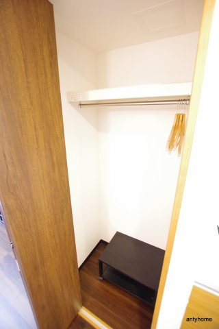 Fr.imp大阪三国(旧:ザ・ファースト新大阪)の収納