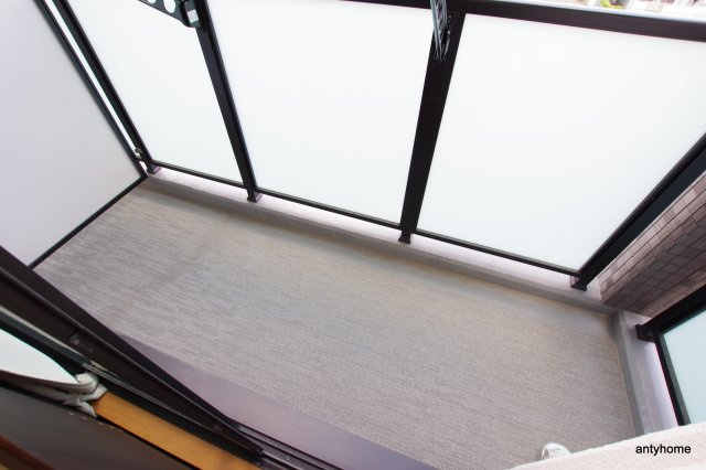 Fr.imp大阪三国(旧:ザ・ファースト新大阪)のバルコニー