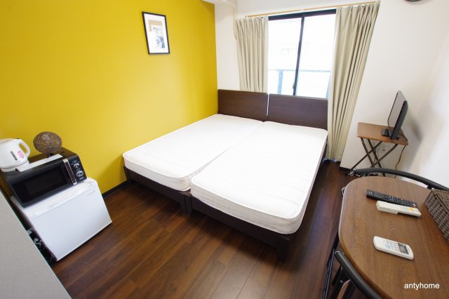 Fr.imp大阪三国(旧:ザ・ファースト新大阪)の居間・リビング