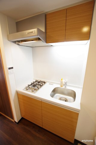 Fr.imp大阪三国(旧:ザ・ファースト新大阪)のキッチン