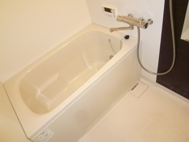 日興桜川ハイツの浴室