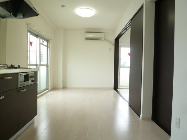 日興桜川ハイツの居間・リビング