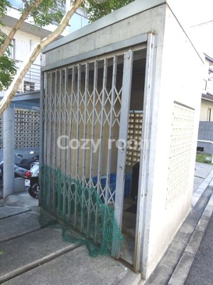 【その他共用部分】 | クオリア吹田 | ゴミ置き場です。