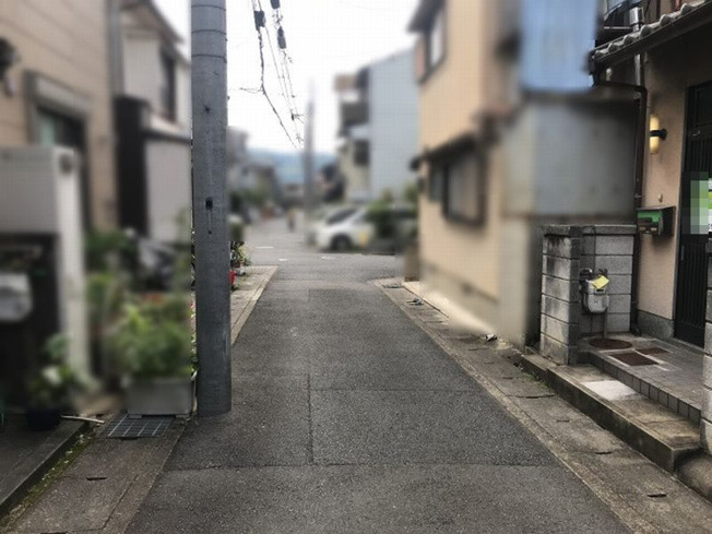 【前面道路含む現地写真】 | 山科区西野大鳥井町　中古戸建