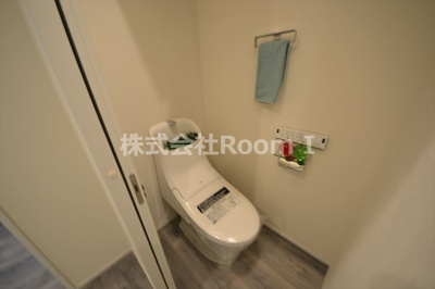 【トイレ】 | BRAVE松屋町 | シンプルで使いやすいトイレです