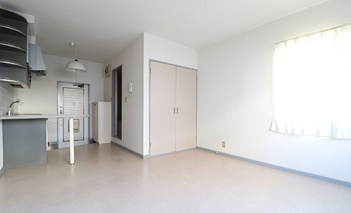 エディコーポ下川の居間・リビング|ゆったりとした居間です