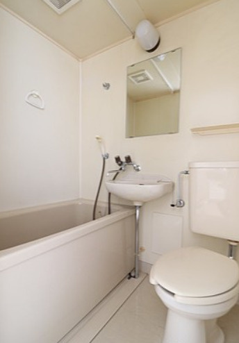 エディコーポ下川の浴室|日々の暮らしに欠かせないお風呂です