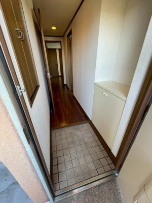【玄関】 | アールズコート２ | ※同建物同型別のお部屋