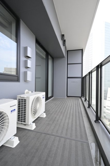 【バルコニー】 | ザ・タワー横浜北仲