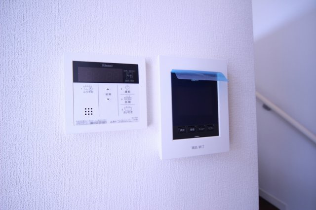 ラヴィーヌ中丸のセキュリティ|カメラ付インターホン