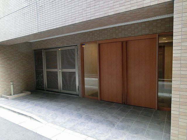 ラクラス田原町のその他共用部分|分譲仕様のエントランスです