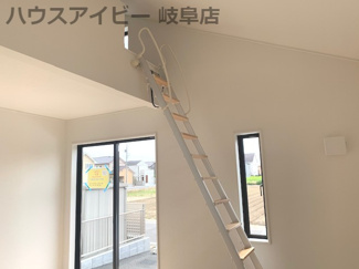 【外観】 | 岐阜市旦島　第２　２号棟　平屋の新築戸建　ロフト付き　駐車スペース並列3台可能