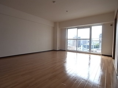 【居間・リビング】 | イーストマンション