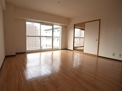 【居間・リビング】 | イーストマンション